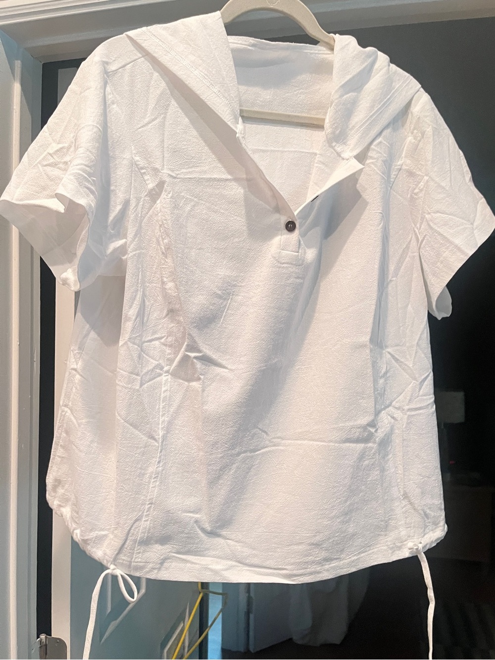 Women's Lightweight soft linen Hooded Short-Sleeve Top in White with drawstring
